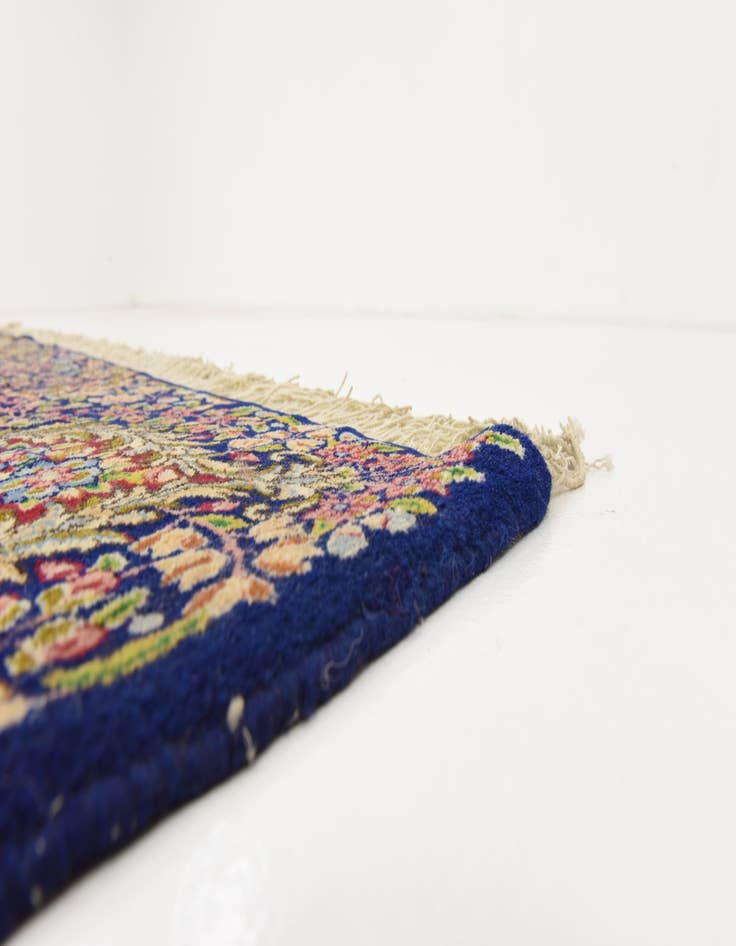 Detail image of 8' 9 x 12' 2 Hand Knotted Kerman Persian Wool Rug