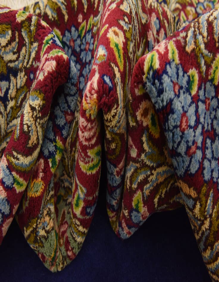 Detail image of 8' 9 x 12' 2 Hand Knotted Kerman Persian Wool Rug