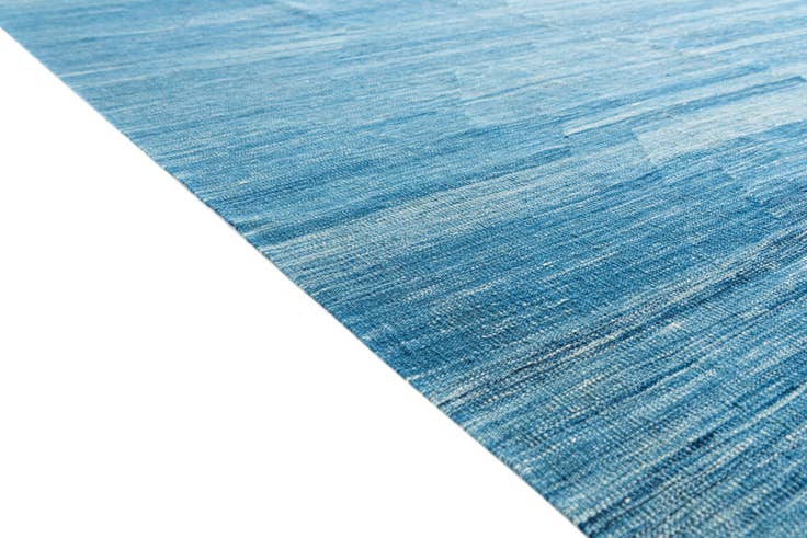 Detail image of 6' 9 x 9' 9 Hand Woven Kilim Modern Wool Rug