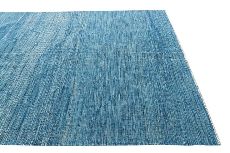 Detail image of 5' 6 x 8' Hand Woven Kilim Modern Wool Rug