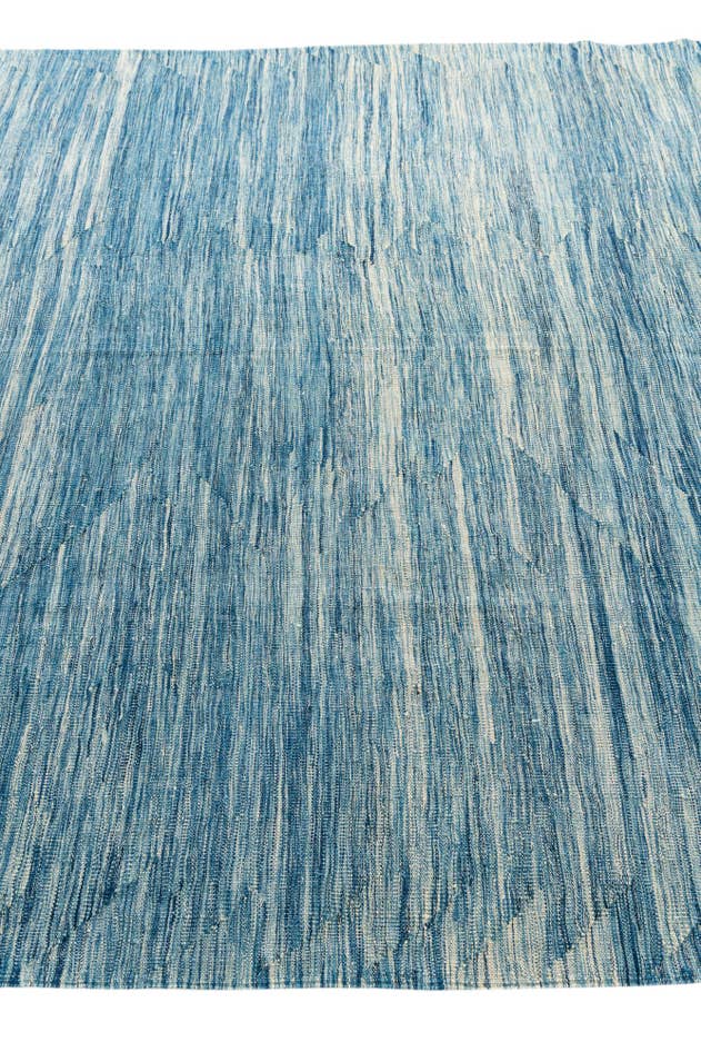 Detail image of 6' 5 x 9' 8 Hand Woven Kilim Modern Wool Rug