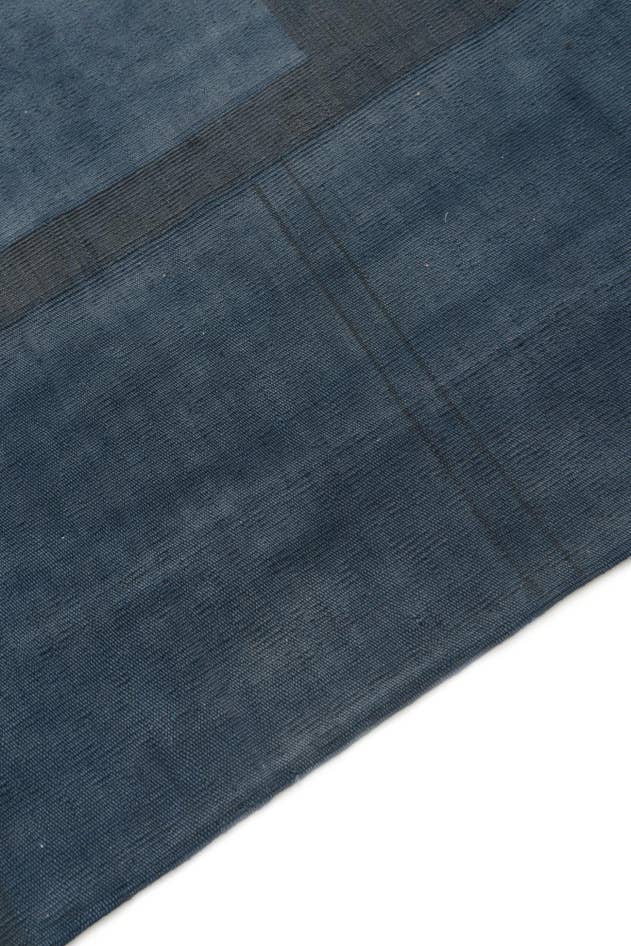 Detail image of 6' 9 x 9' 6 Hand Woven Kilim Modern Wool Rug