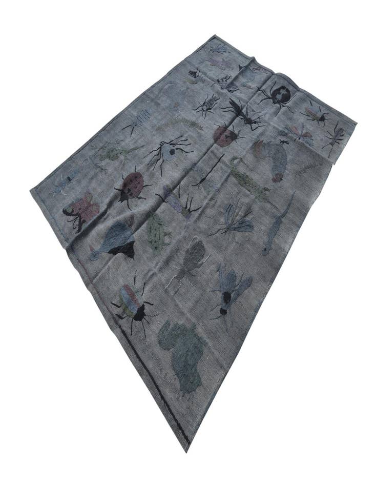 Detail image of 4' 10 x 6' 7  Hand Woven Kilim Suzani Wool Rug