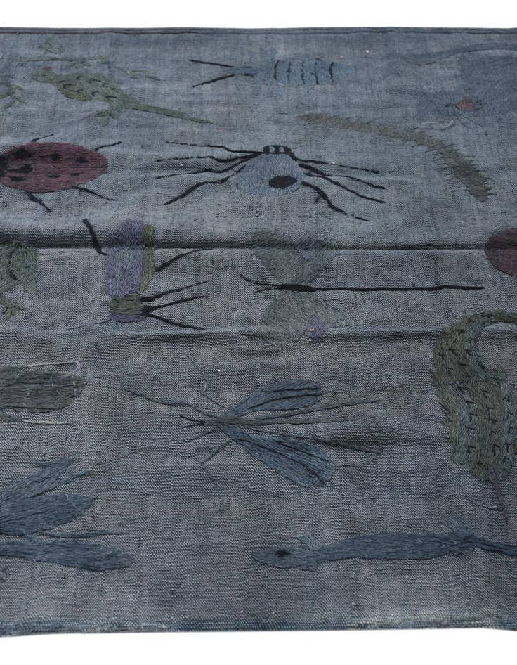 Detail image of 4' 10 x 6' 7  Hand Woven Kilim Suzani Wool Rug