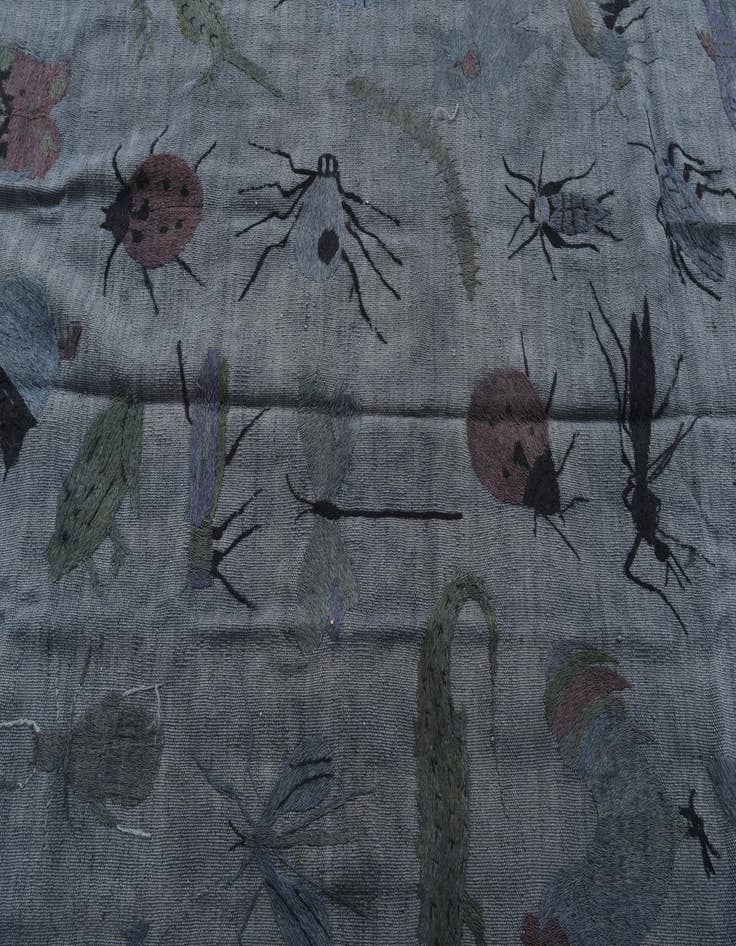 Detail image of 4' 10 x 6' 7  Hand Woven Kilim Suzani Wool Rug