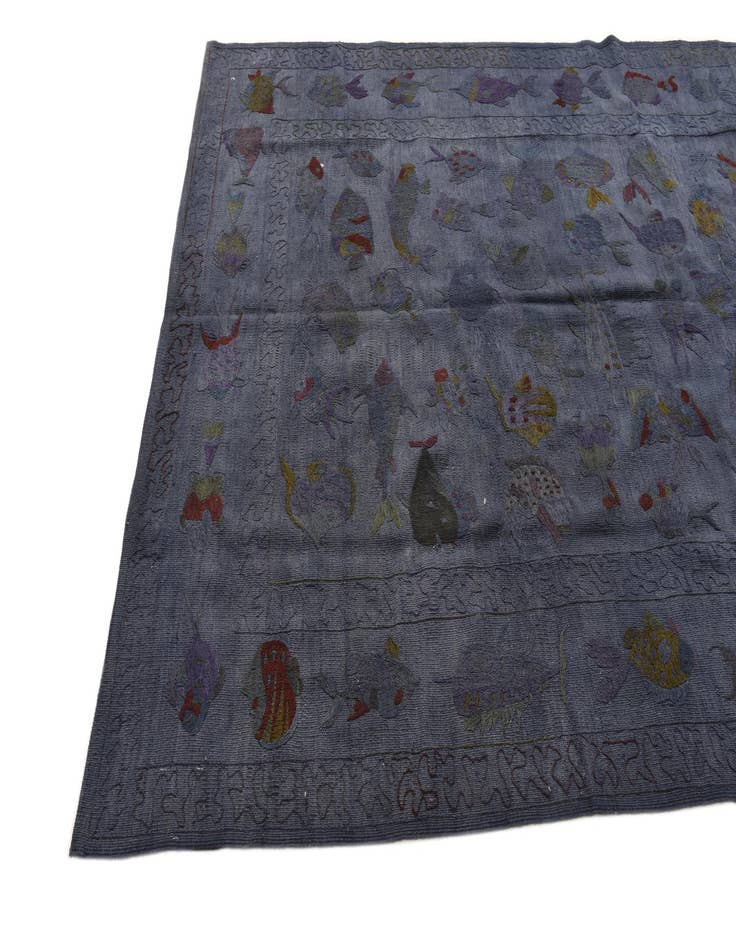 Detail image of 5' 5 x 7' 7  Hand Woven Kilim Suzani Wool Rug