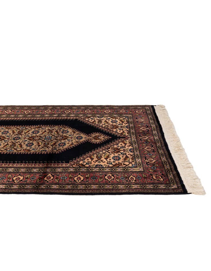 Detail image of 4' 1 x 6' 2  Hand Knotted Lahour Oriental Wool Rug