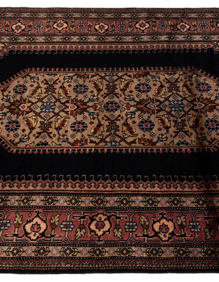 Detail image of 4' 1 x 6' 2  Hand Knotted Lahour Oriental Wool Rug