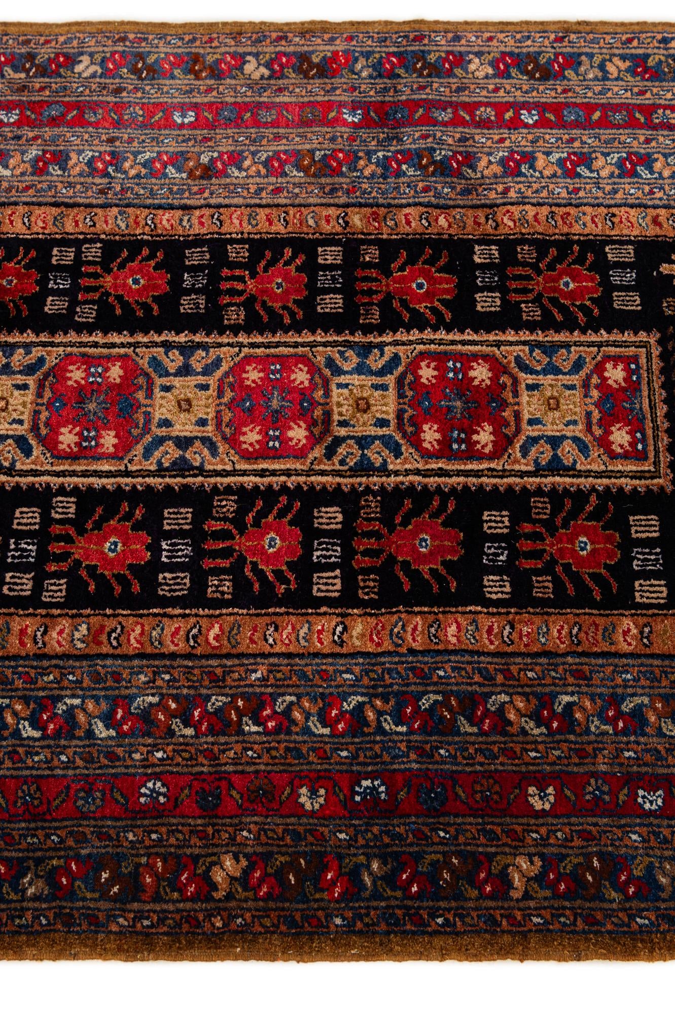 2' 6 x 4' Hand Knotted Lahour Oriental Rug