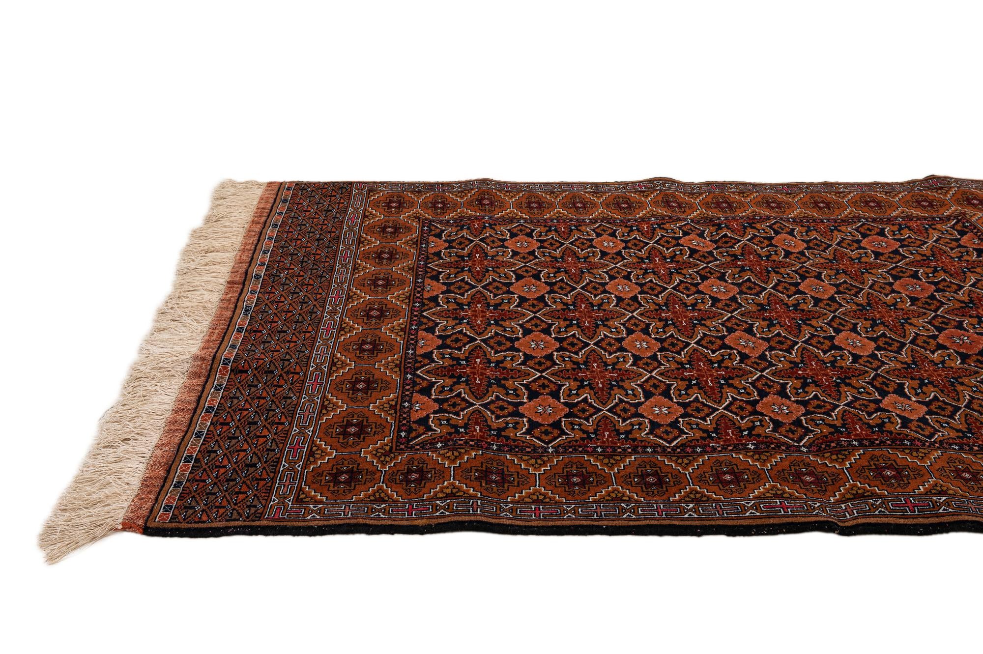 3' 9 x 5' 7 Hand Knotted Lahour Oriental Wool Rug