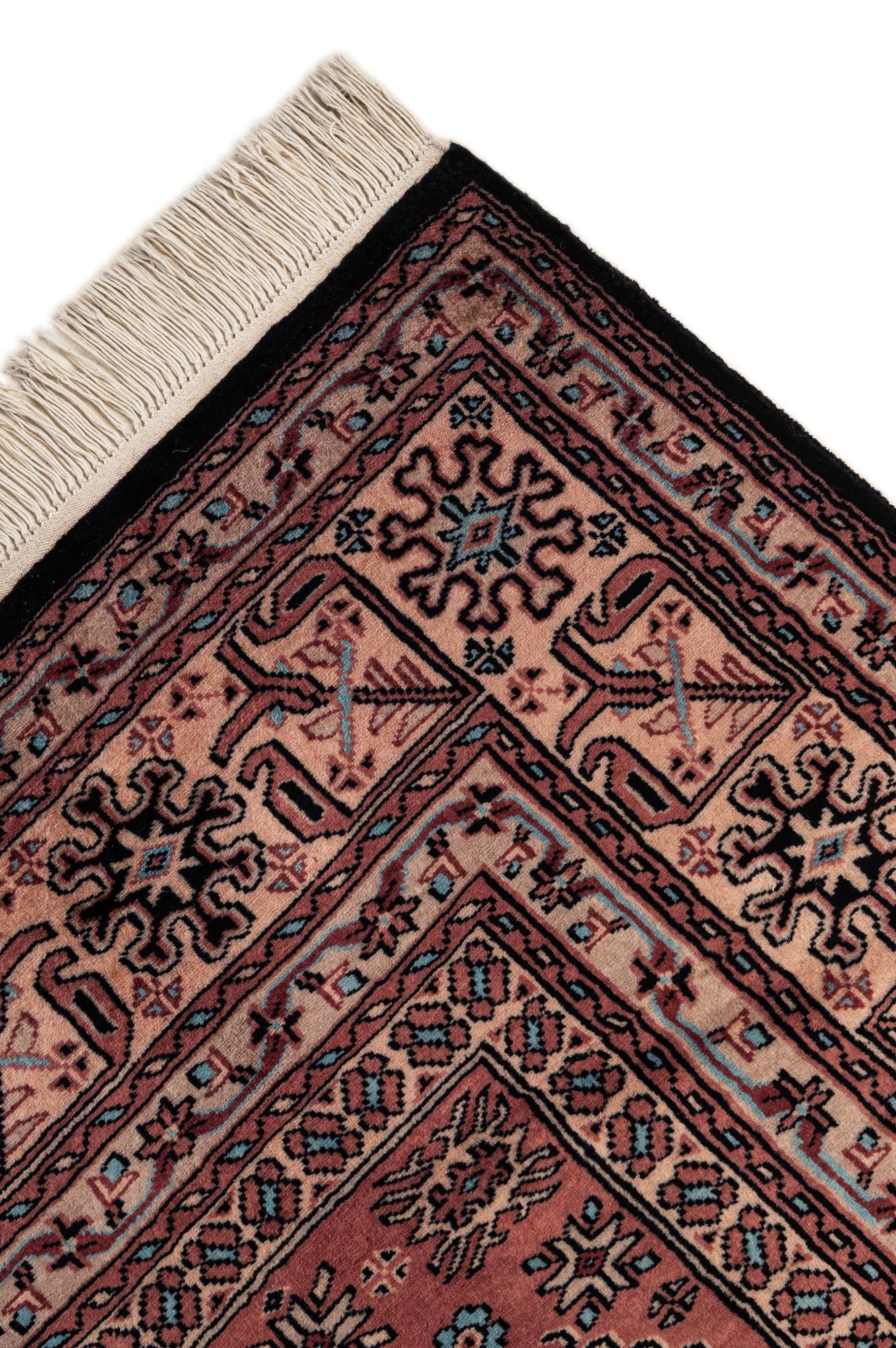 4' 2 x 6' 9 Hand Knotted Lahour Oriental Wool Rug