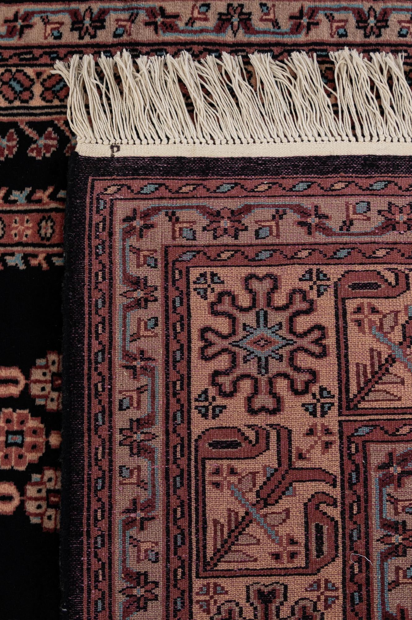4' 2 x 6' 9 Hand Knotted Lahour Oriental Wool Rug