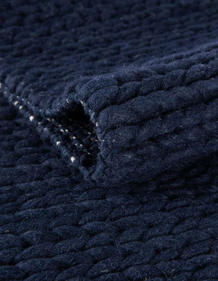4' 1 x 6' 1 Hand Woven Lana New Zealand Wool Rug