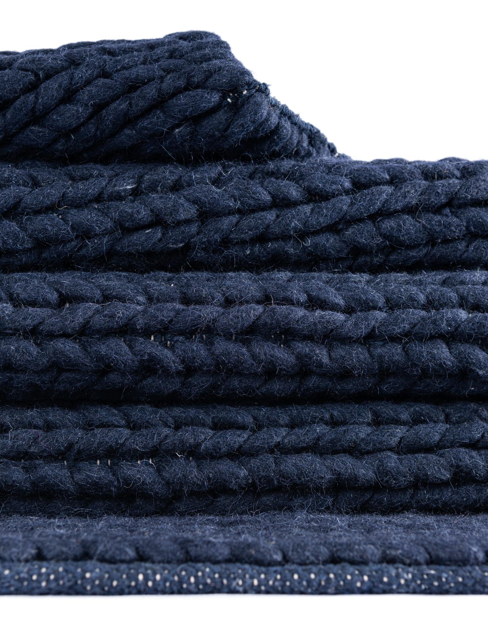 7' 10 x 10' Hand Woven Lana New Zealand Wool Rug
