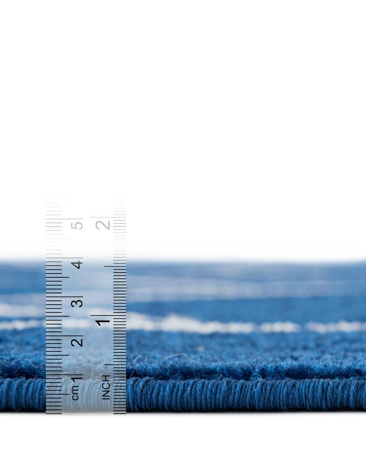 Detail image of 7' 10 x 11' Lattice Frieze Rug