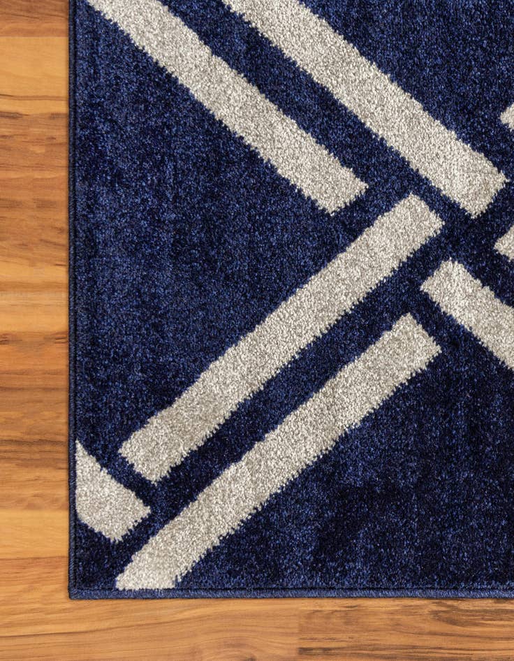 Detail image of 5' x 8' Lattice Rug