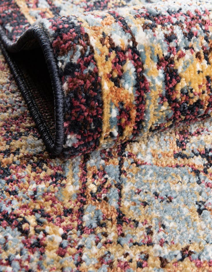 Detail image of 3' 3 x 5' 3 Lexington Rug