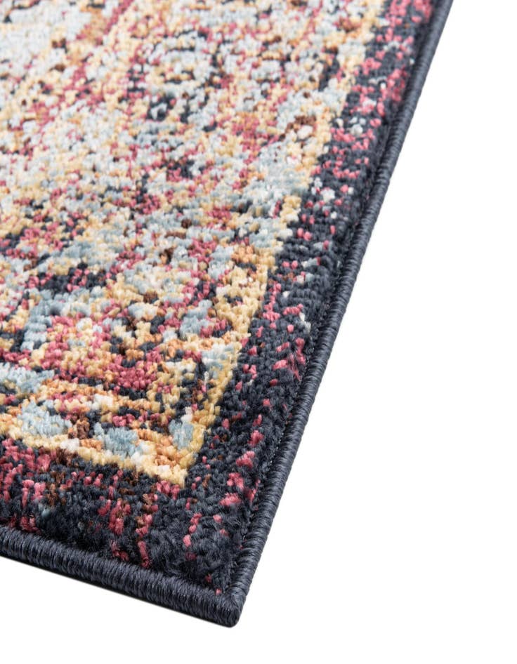 Detail image of 3' 3 x 5' 3 Lexington Rug