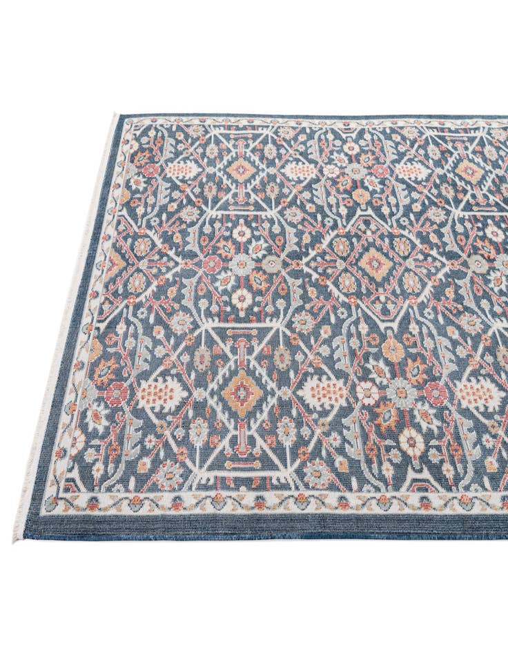 Detail image of 5' 4 x 7' 7 Lola Rug