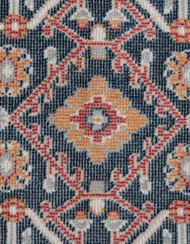 Detail image of 5' 4 x 7' 7 Lola Rug