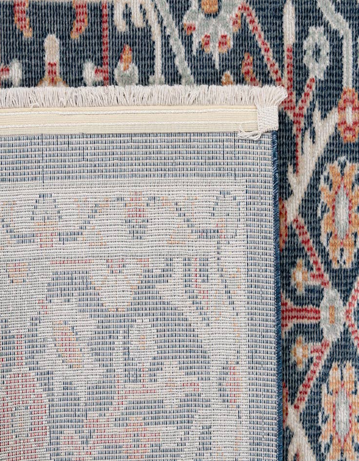 Detail image of 5' 4 x 7' 7 Lola Rug
