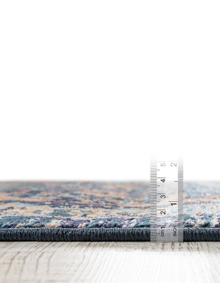 Detail image of 10' x 10' Lola Rug