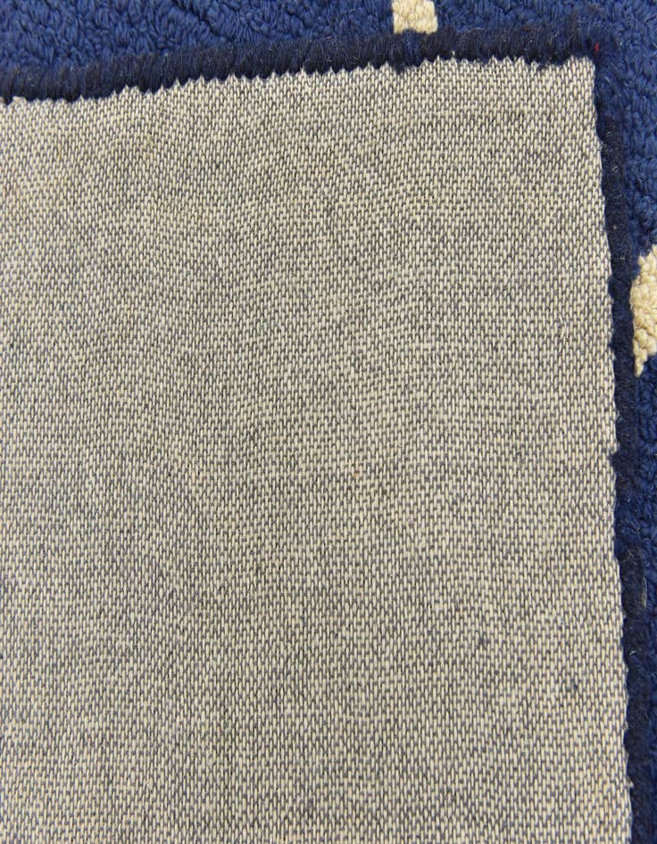 Detail image of 3' 6 x 5' 4 Luna Wool Rug