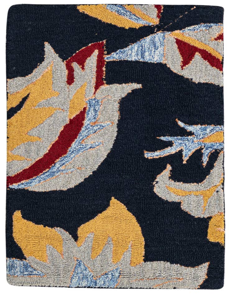 Detail image of 2' 1 x 3' 1 Luna Rug