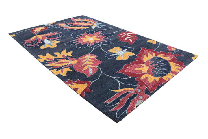 5' 1 x 7' 10 Luna Rug
