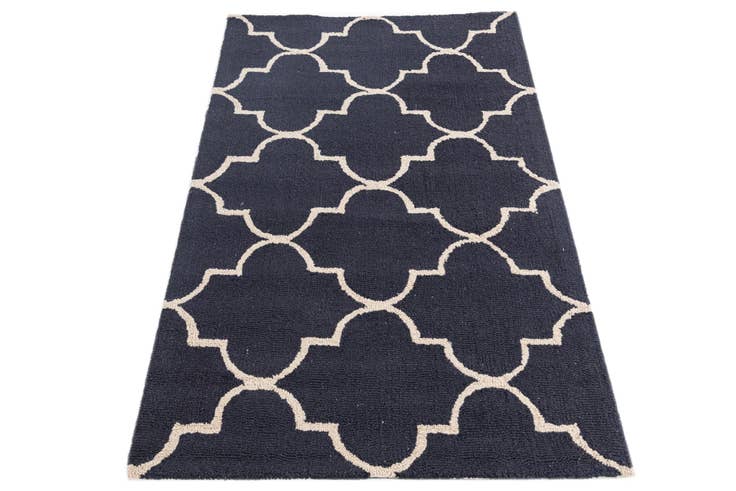 Detail image of 3' x 5' Luna Rug