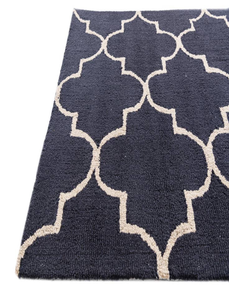 Detail image of 3' x 5' Luna Rug