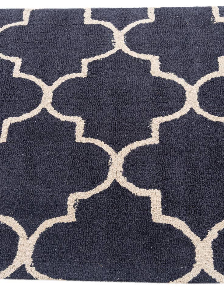 Detail image of 3' x 5' Luna Rug