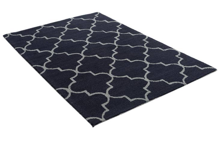 Detail image of 4' x 6' Luna Rug