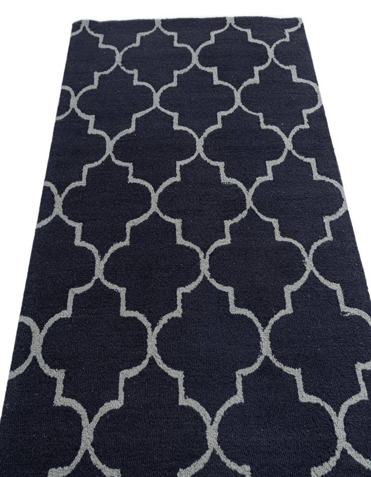 Detail image of 4' x 6' Luna Rug