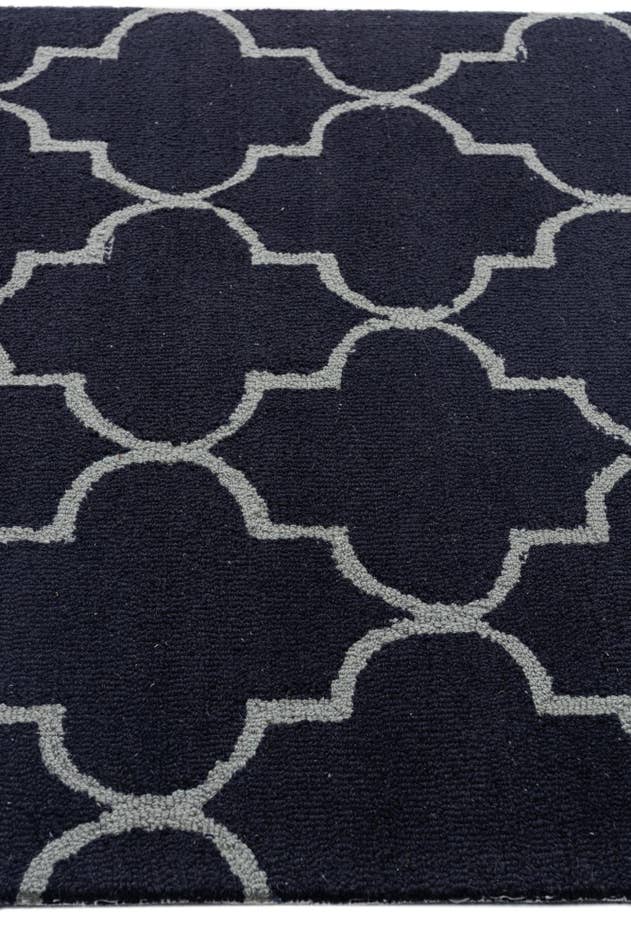 Detail image of 4' x 6' Luna Rug