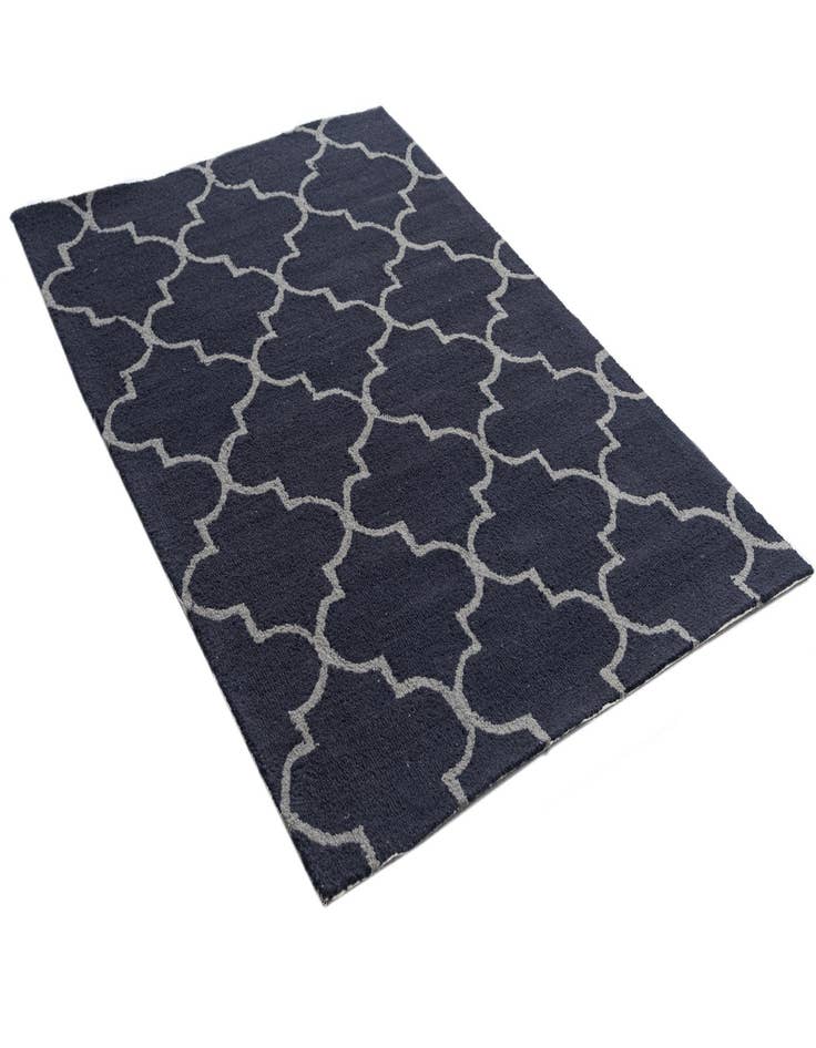Detail image of 4' x 6' Luna Rug