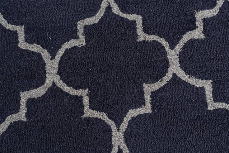 Detail image of 4' x 6' Luna Rug