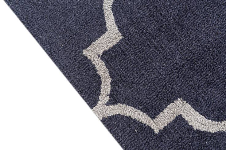 Detail image of 3' x 5' Luna Rug