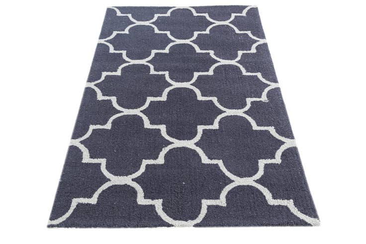 Detail image of 3' x 5' Luna Rug