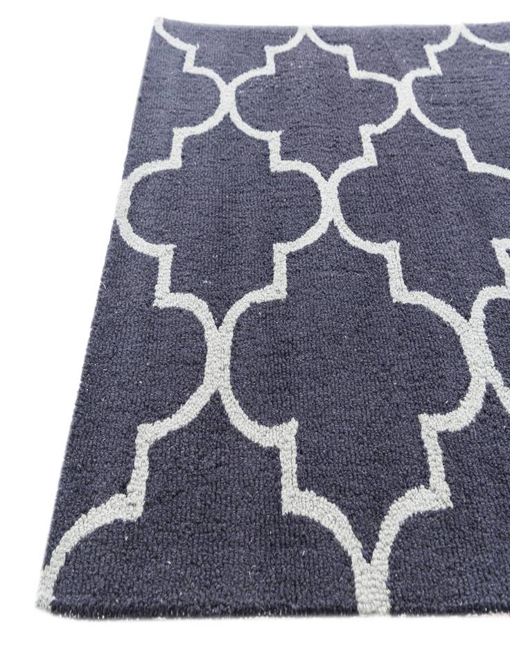 Detail image of 3' x 5' Luna Rug
