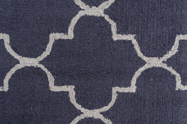 Detail image of 3' x 5' Luna Rug