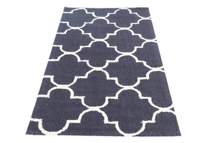 Detail image of 3' x 5' Luna Rug