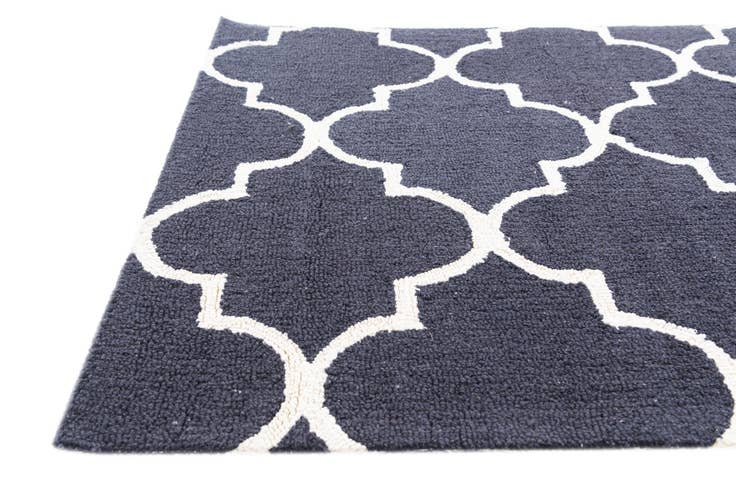 Detail image of 3' x 5' Luna Rug