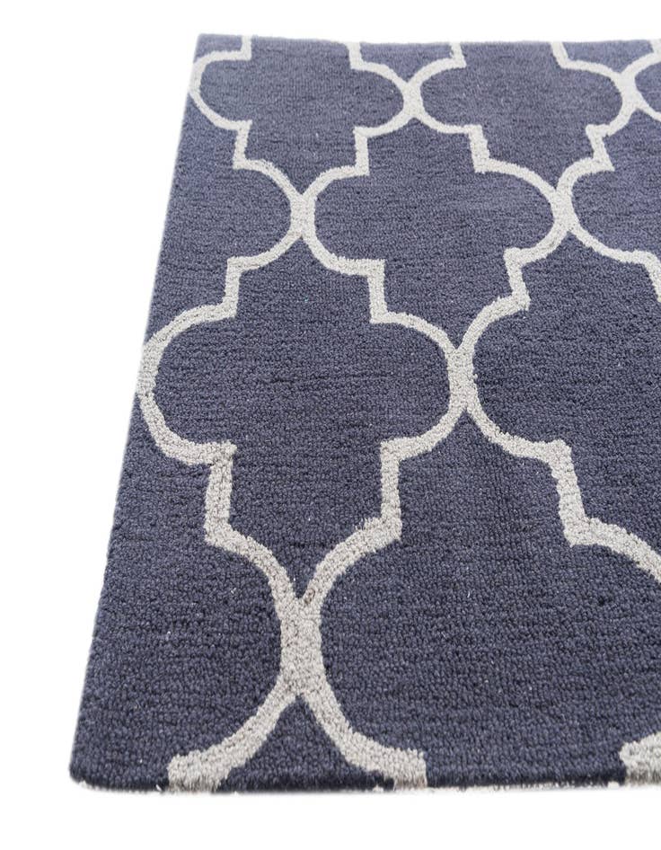 Detail image of 3' x 5' Luna Rug