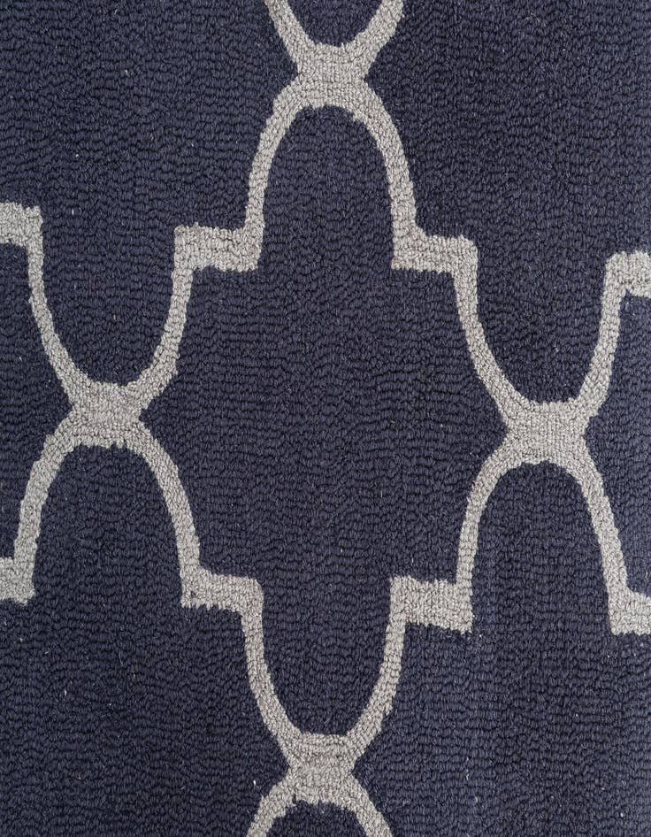 Detail image of 3' x 5' Luna Rug