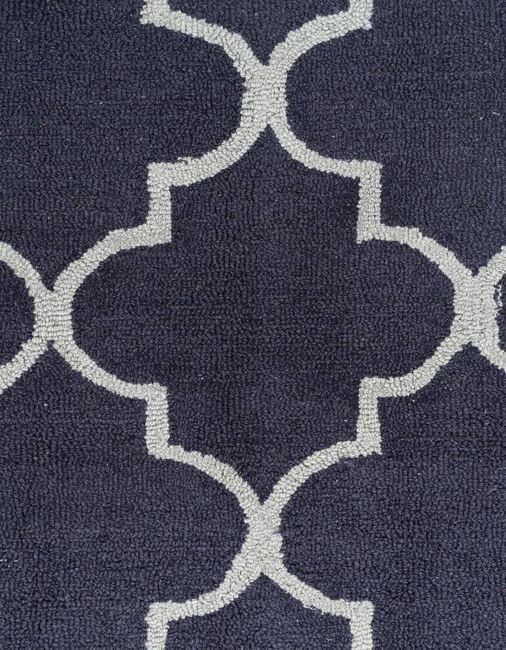 Detail image of 3' x 5' Luna Rug