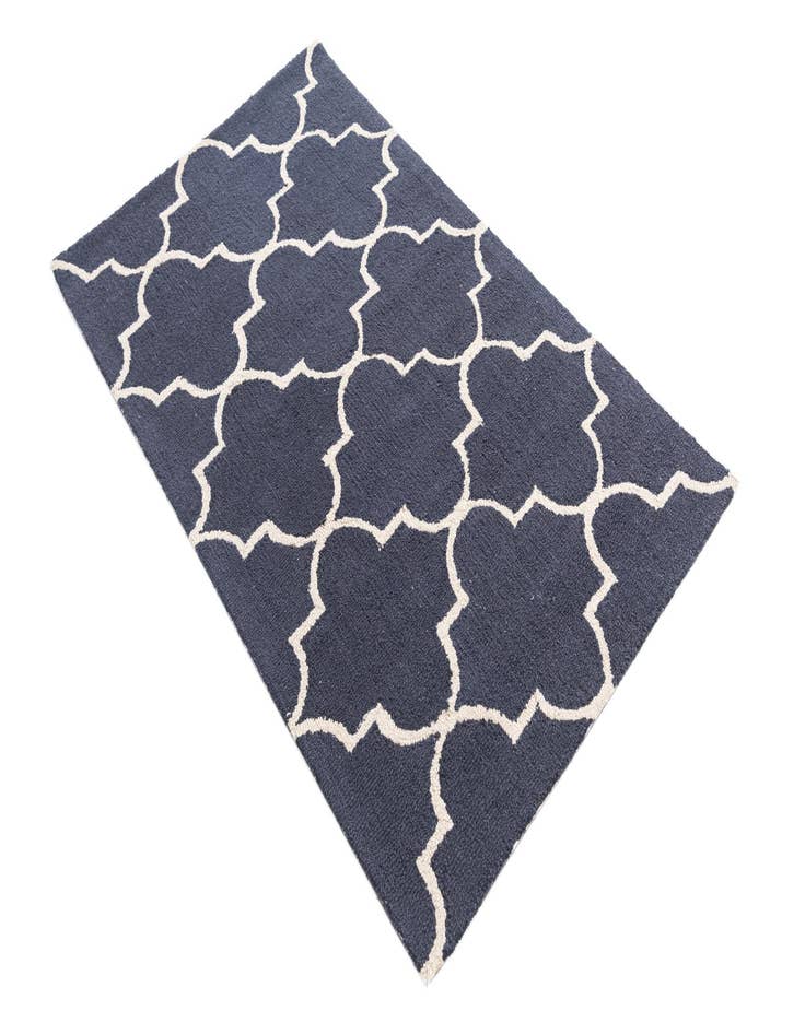 Detail image of 3' x 5' Luna Rug