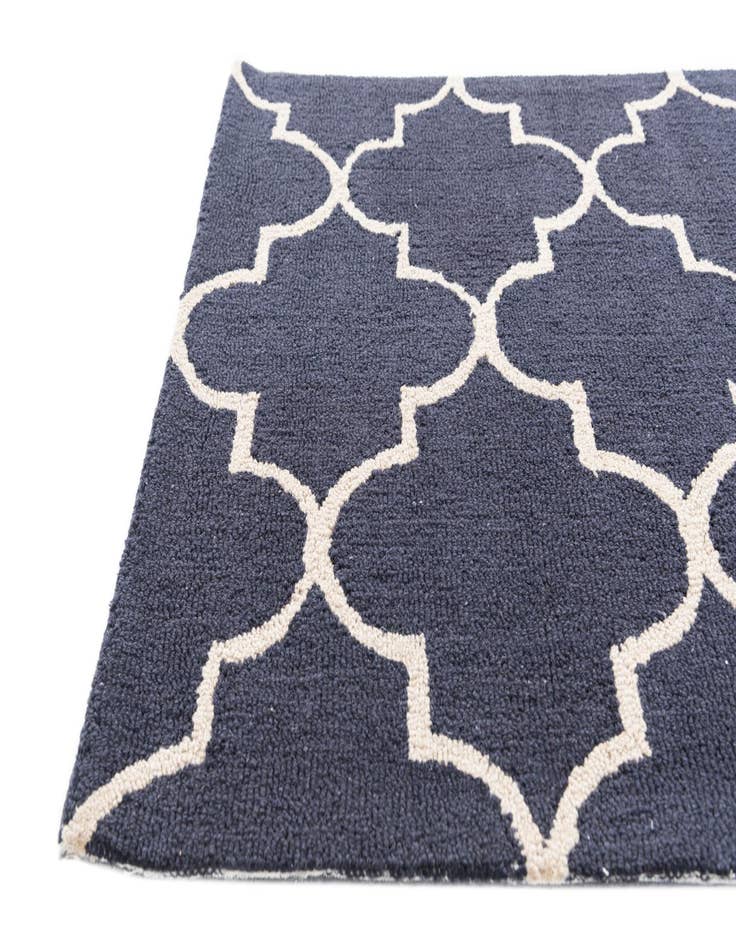Detail image of 3' x 5' Luna Rug