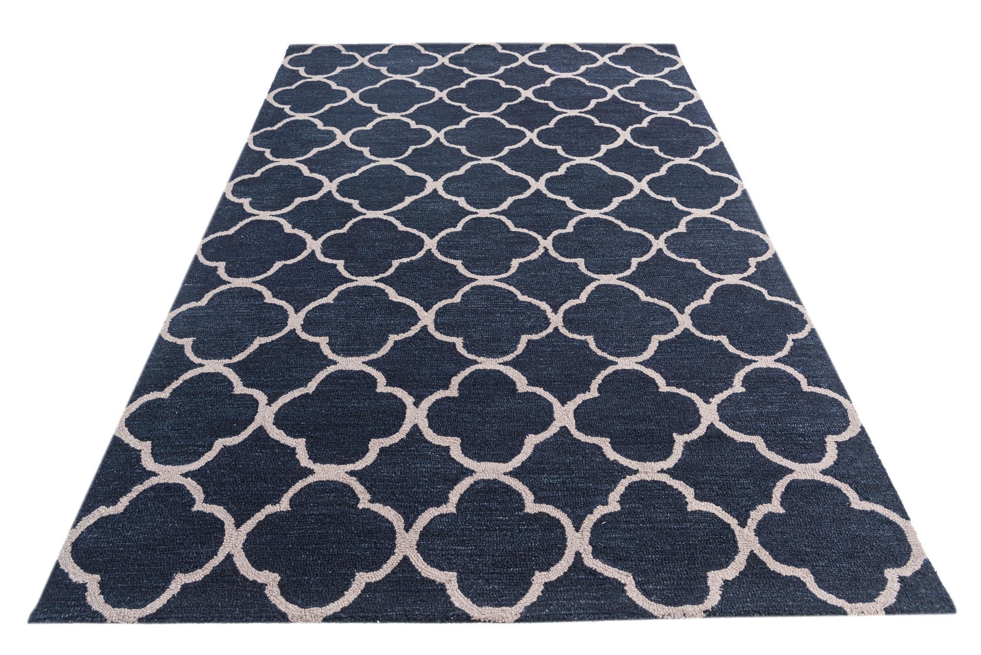 5' 1 x 8' Luna Rug