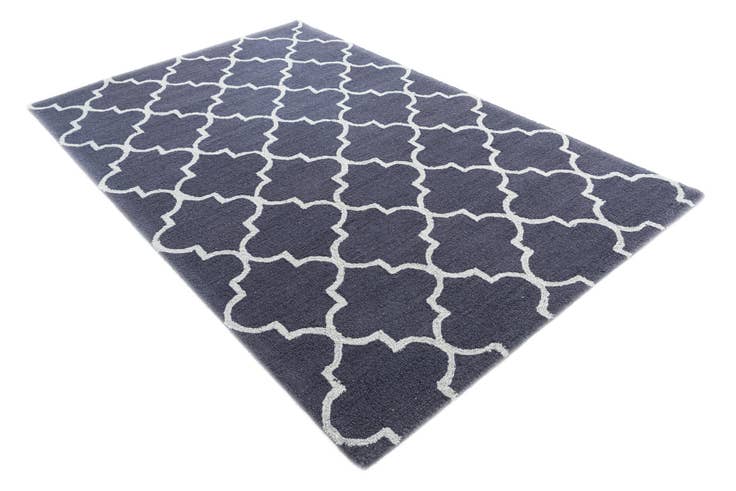 Detail image of 5' 1 x 8' Luna Rug